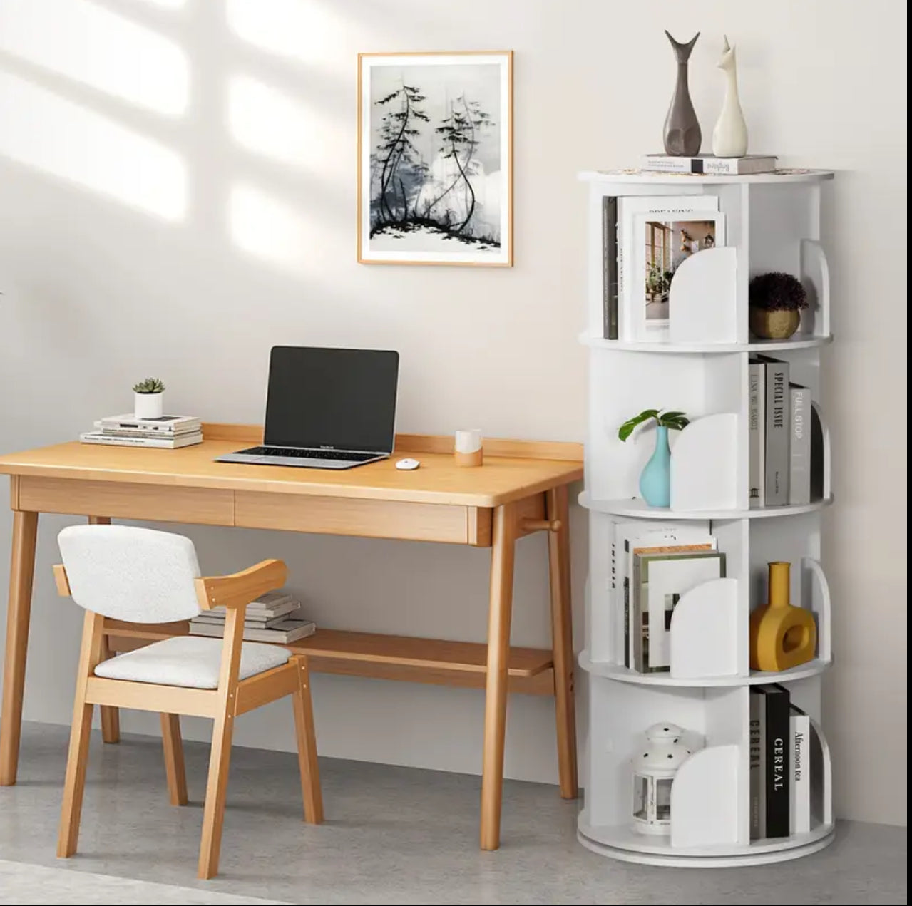 Rotating book shelf
