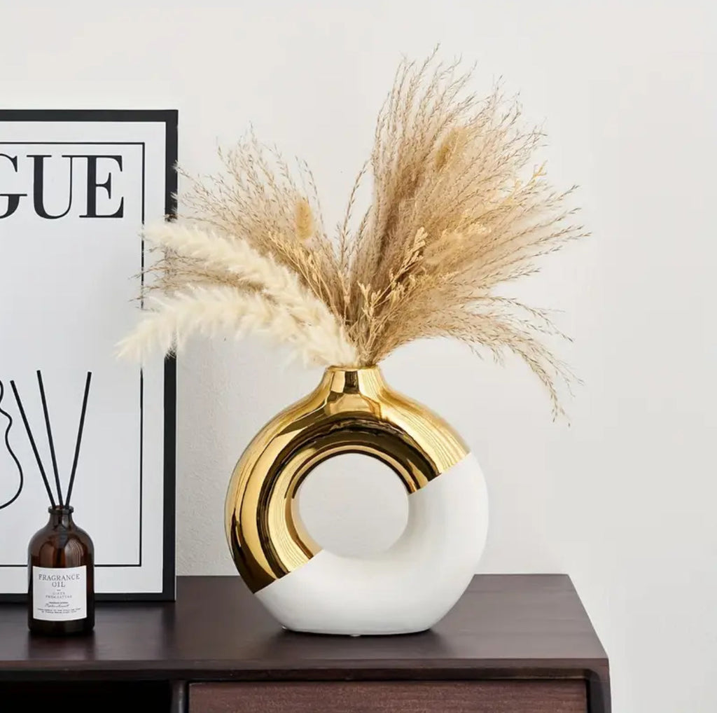 White Gold Ceramic Vase