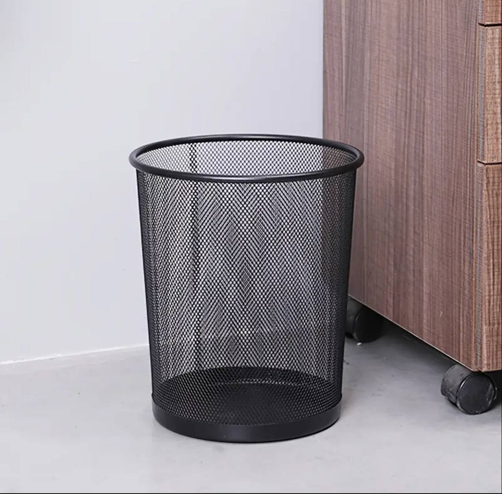 Metallic mesh bin