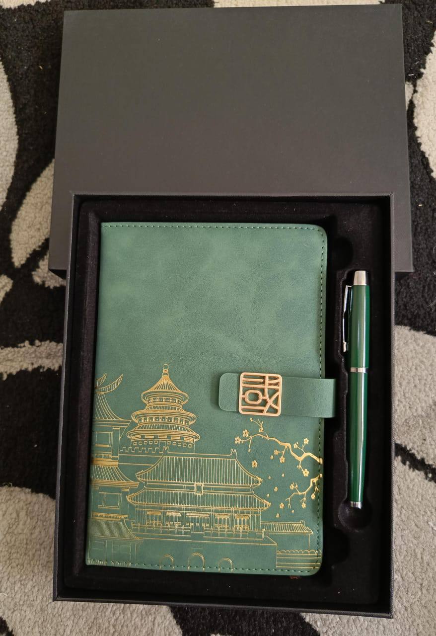 Make a Bold Statement with Executive Notebook  Gift Sets