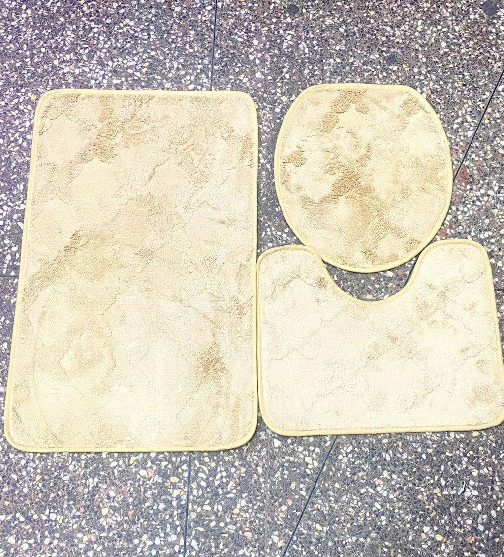 Bath mats  super Soft 
3 Piece toilet set