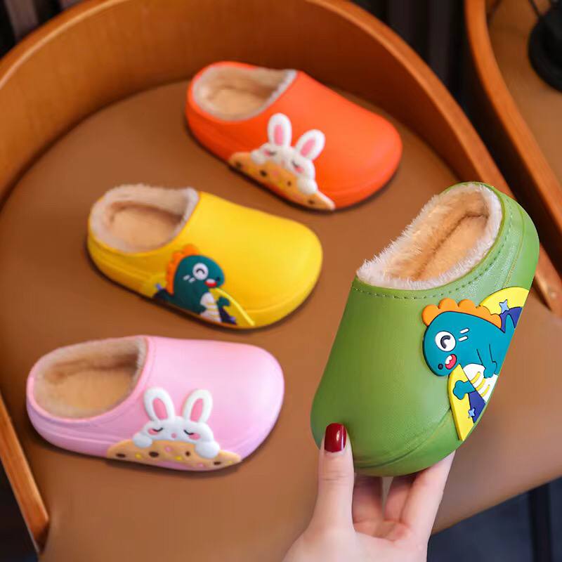 WARM INDOOR SHOES