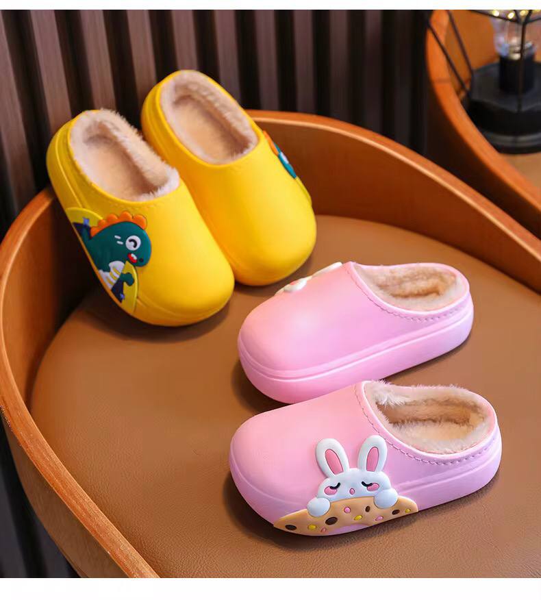 WARM INDOOR SHOES