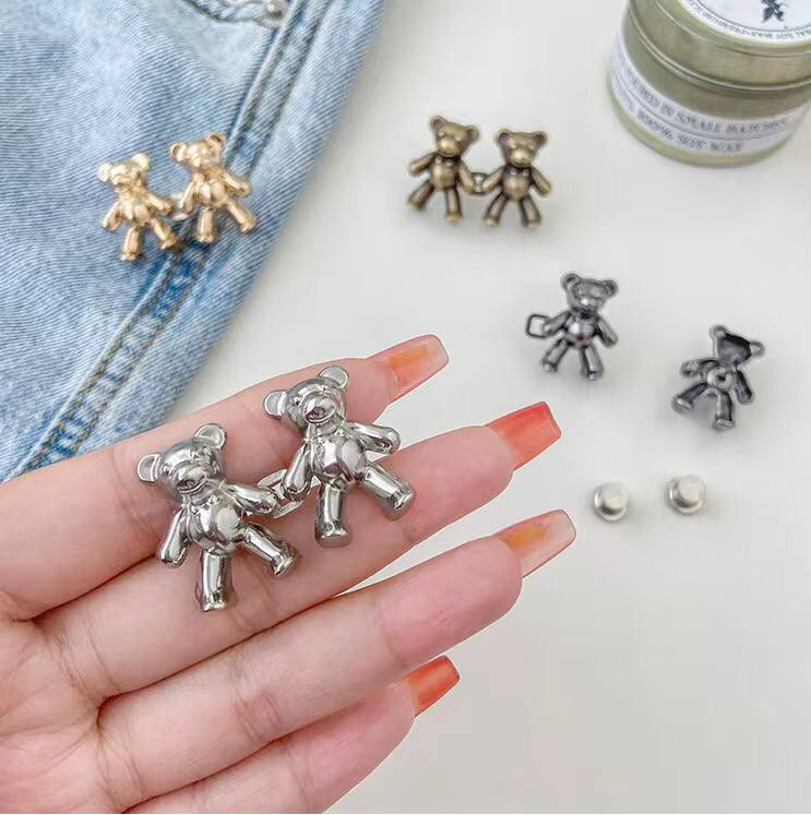 Bear waist button