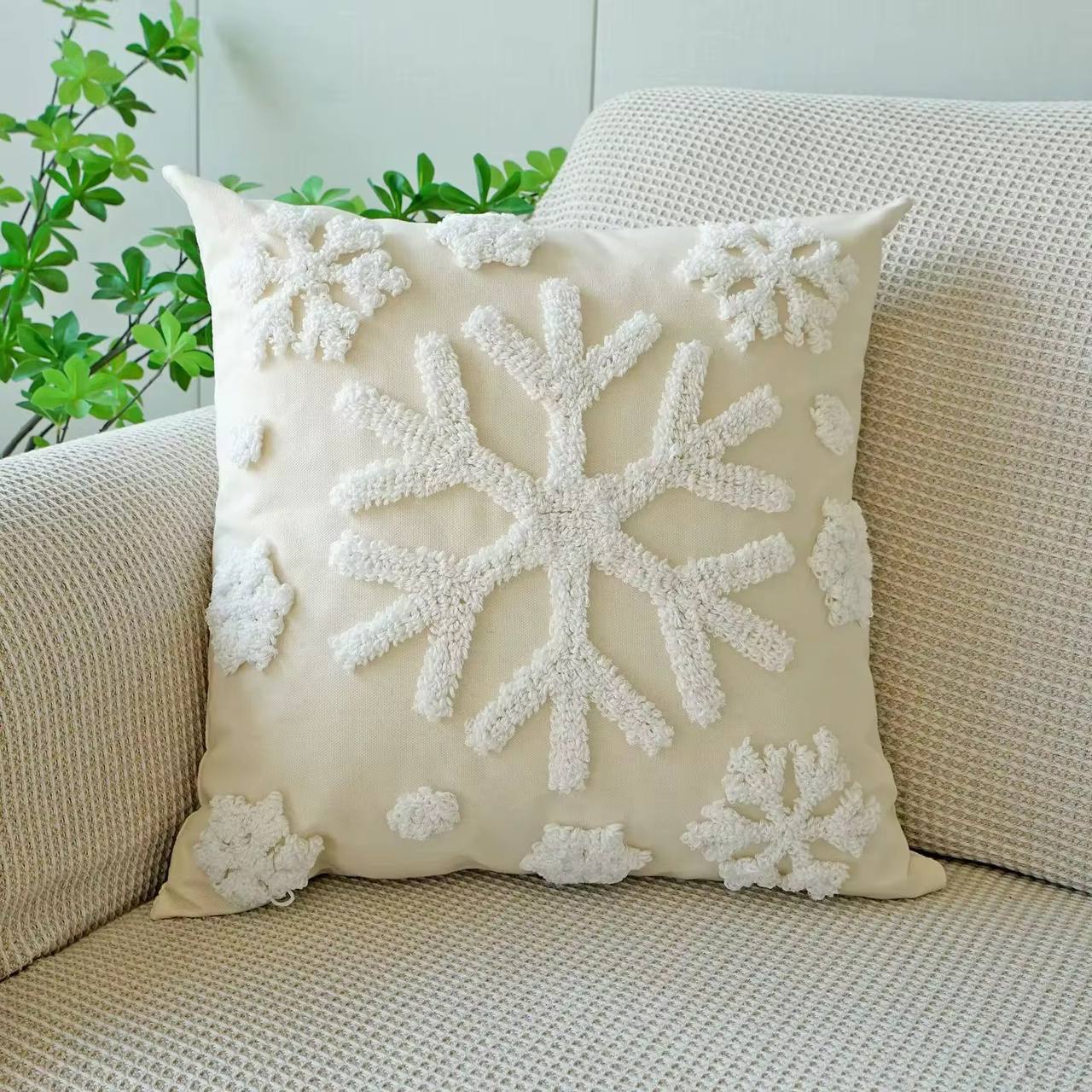 SANTA CLAUS CHRISTMAS QUALITY THROW PILLOW COVERS/CASES