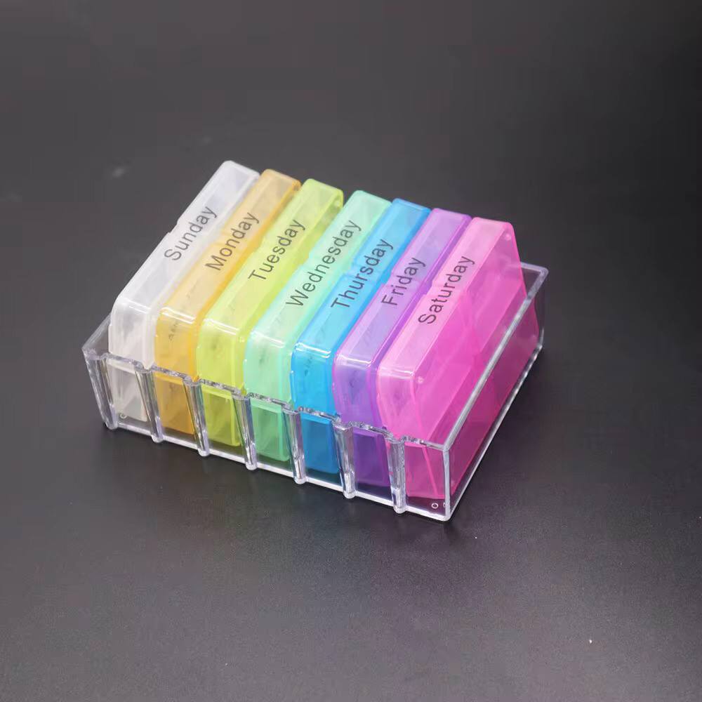 Detachable pill case pack