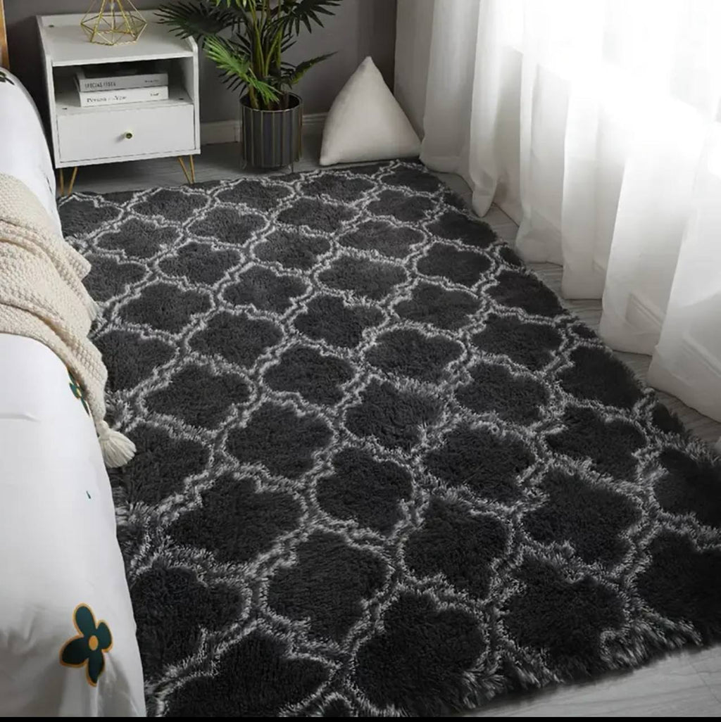 Bedside fluffy carpets