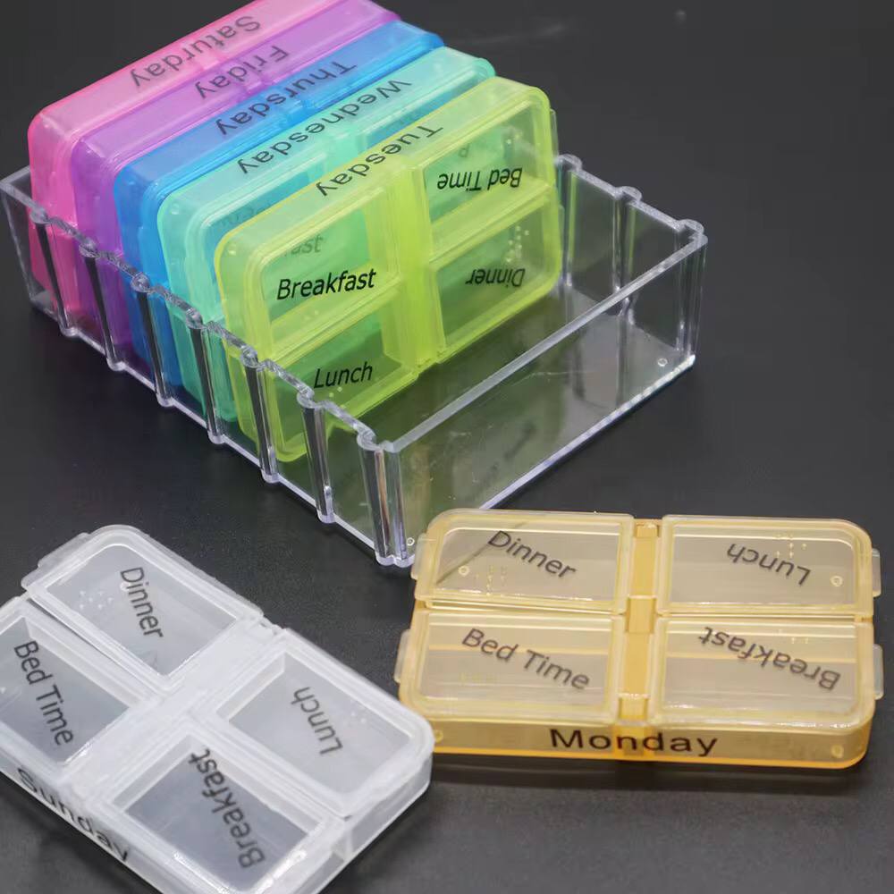 Detachable pill case pack