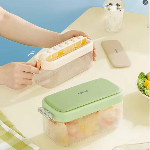 21 grid ice cubes maker with lid and scoop