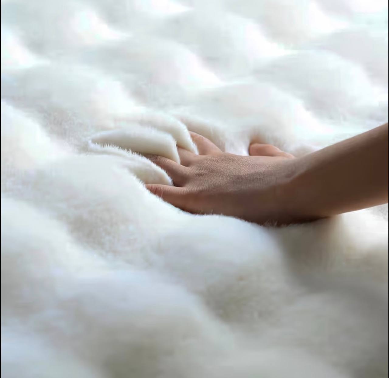 Faux fur area rug