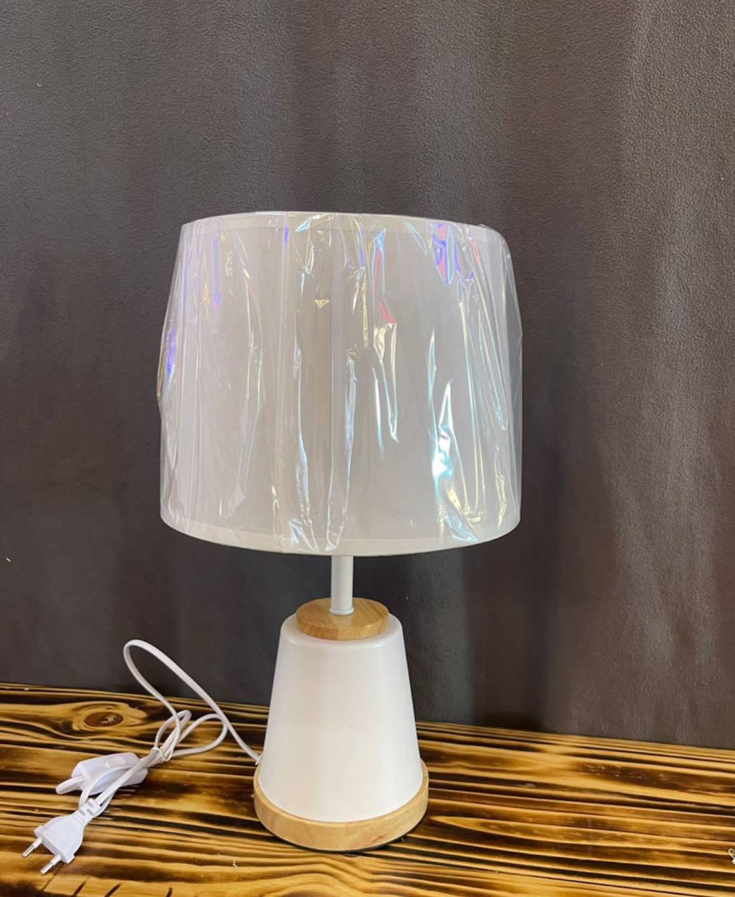 Creative Nordic solid Wood  Table Lamp