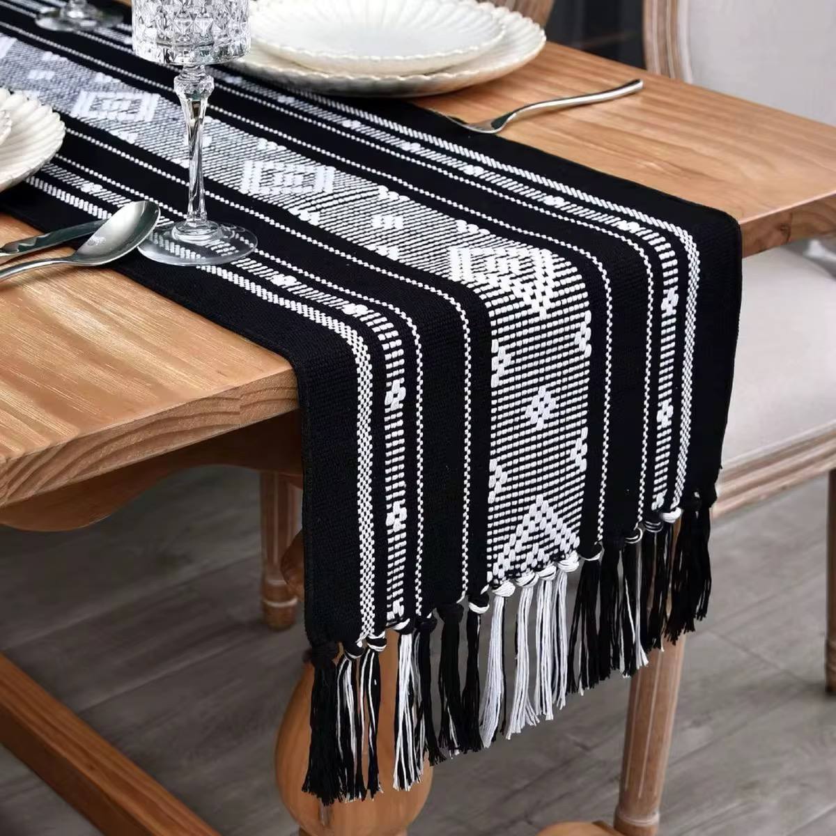 Vintage Rustic Table Runners