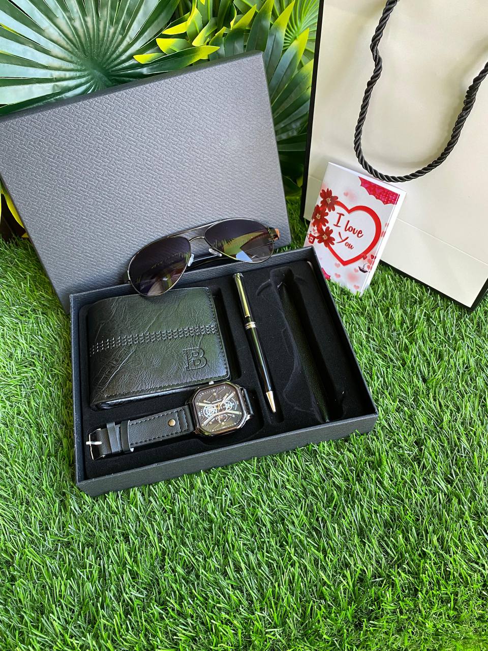 VALENTINES GENTS GIFT SET