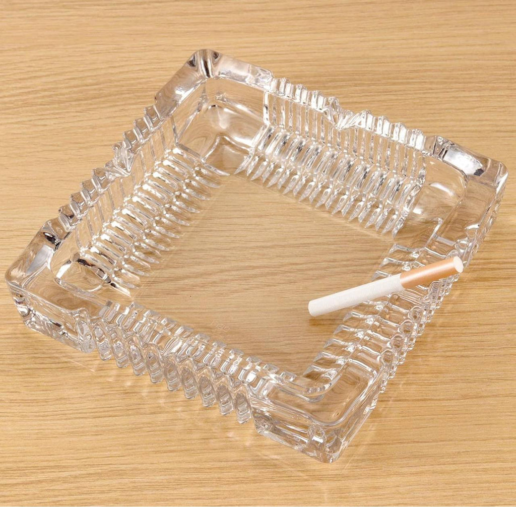 GLASS ASH TRAY SQUARE CLEAR