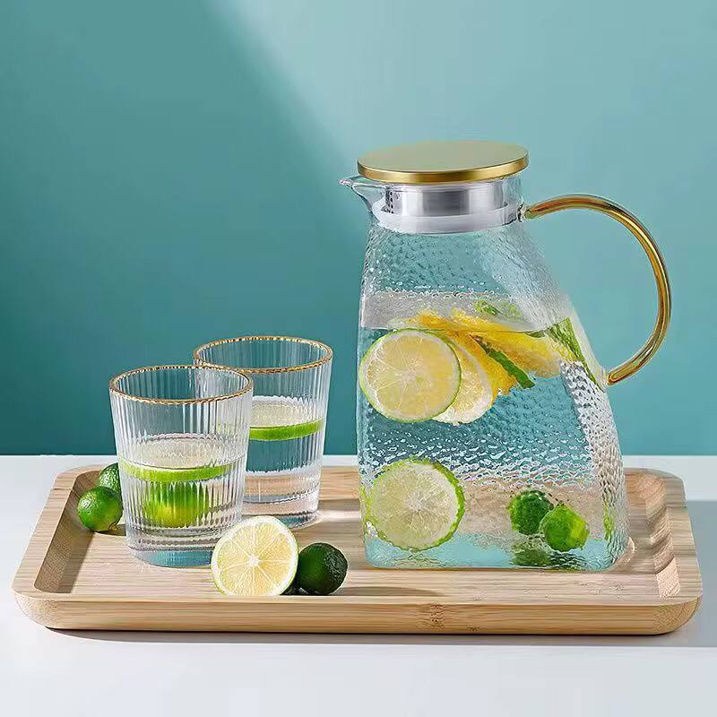 Nordiac luxury borosilicate pot/kettle with stainless steel lid.