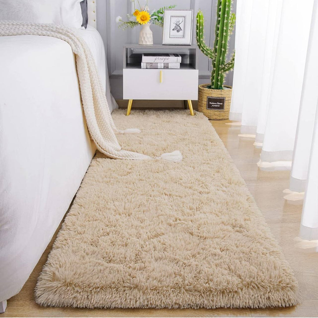 Bedside fluffy carpets